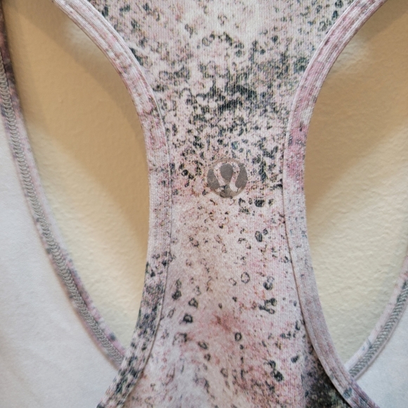 Lululemon tank top - Picture 3 of 6